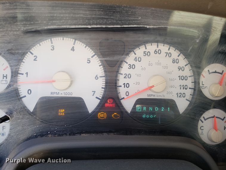 image for item ET9929 2007 Dodge Ram 1500 Quad Cab pickup truck