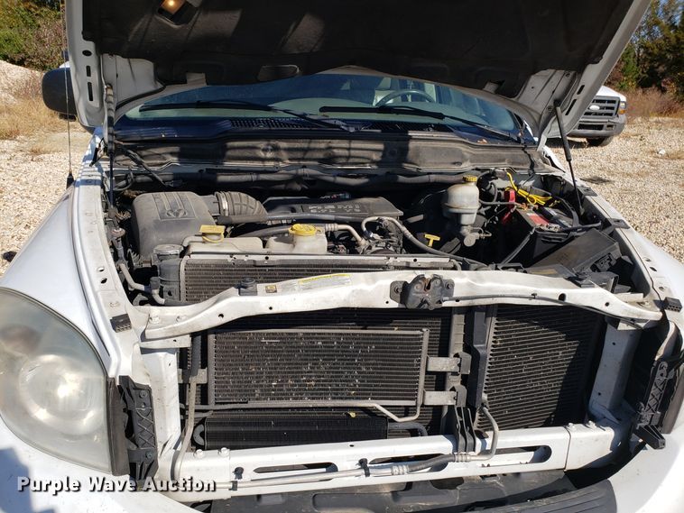 image for item ET9929 2007 Dodge Ram 1500 Quad Cab pickup truck