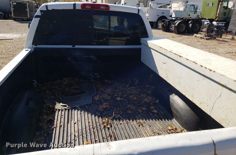 image for item ET9929 2007 Dodge Ram 1500 Quad Cab pickup truck