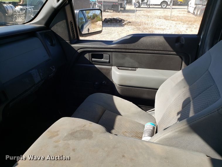 image for item ET9930 2011 Ford F150 pickup truck