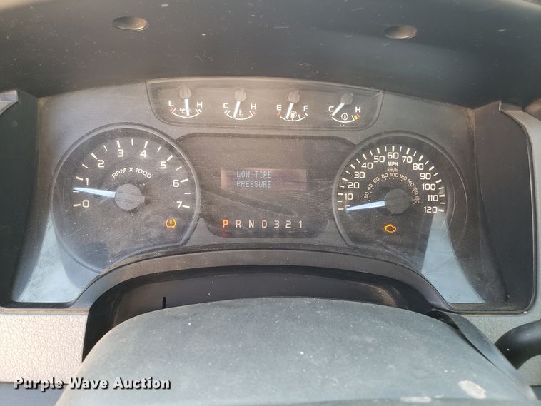 image for item ET9930 2011 Ford F150 pickup truck