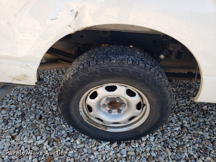 image for item ET9930 2011 Ford F150 pickup truck