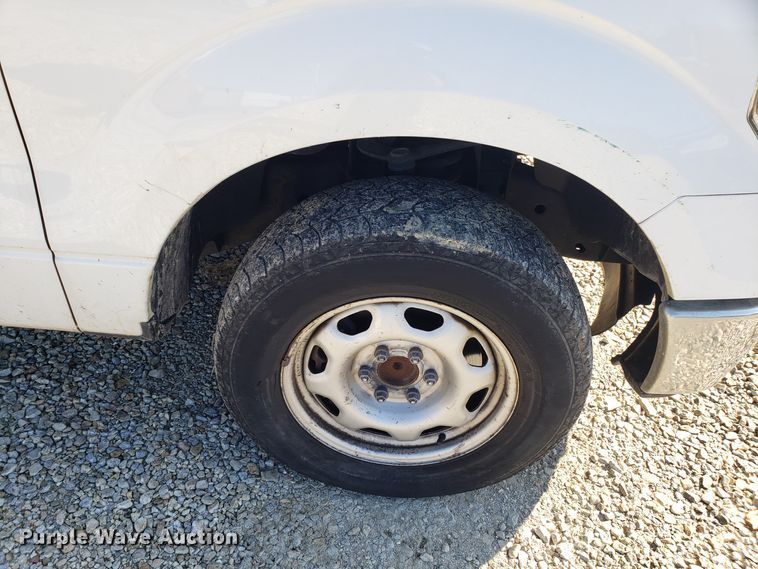 image for item ET9930 2011 Ford F150 pickup truck