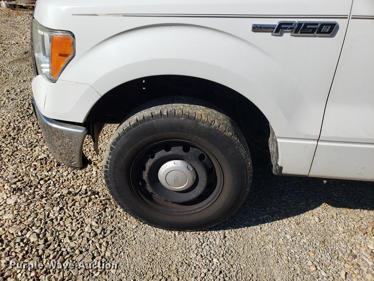 image for item ET9930 2011 Ford F150 pickup truck