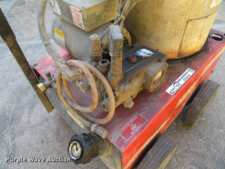 image for item EV9745 Hotsy 555SS pressure washer