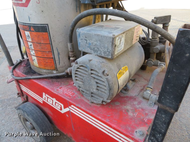 image for item EV9745 Hotsy 555SS pressure washer
