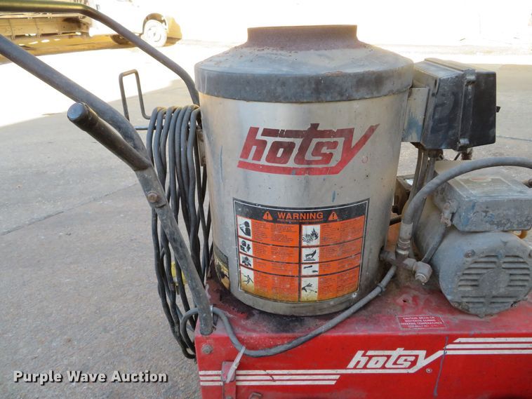 image for item EV9745 Hotsy 555SS pressure washer