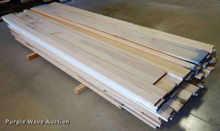 image for item EY9286 500' of lumber