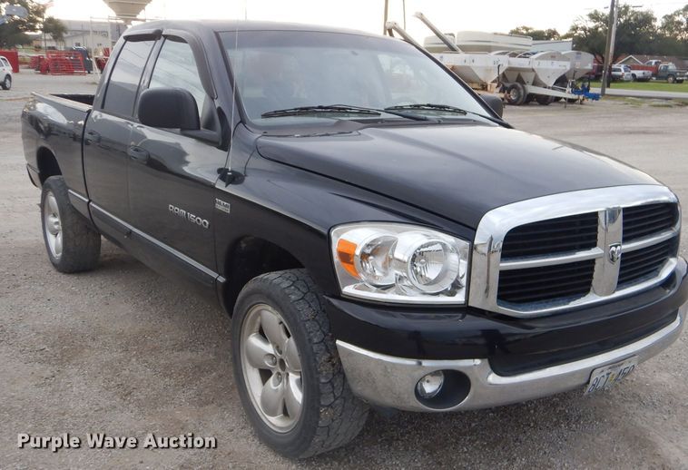 image for item EY9307 2007 Dodge Ram 1500 Quad Cab pickup truck