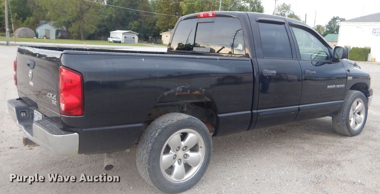 image for item EY9307 2007 Dodge Ram 1500 Quad Cab pickup truck