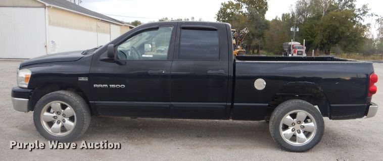 image for item EY9307 2007 Dodge Ram 1500 Quad Cab pickup truck