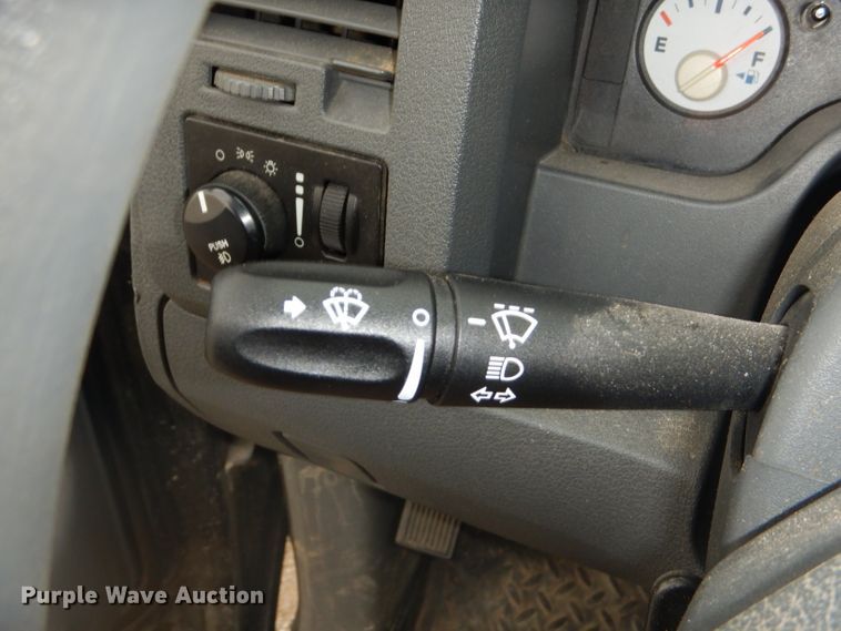 image for item EY9307 2007 Dodge Ram 1500 Quad Cab pickup truck