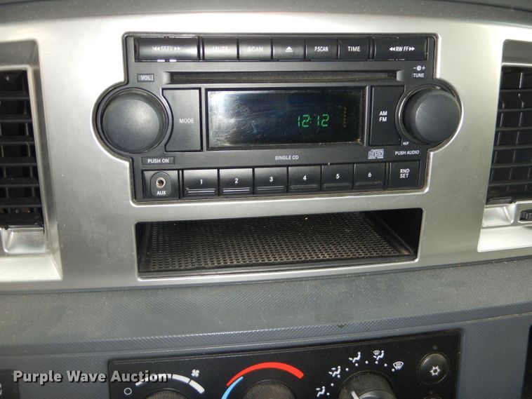 image for item EY9307 2007 Dodge Ram 1500 Quad Cab pickup truck