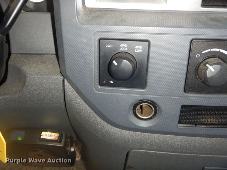 image for item EY9307 2007 Dodge Ram 1500 Quad Cab pickup truck