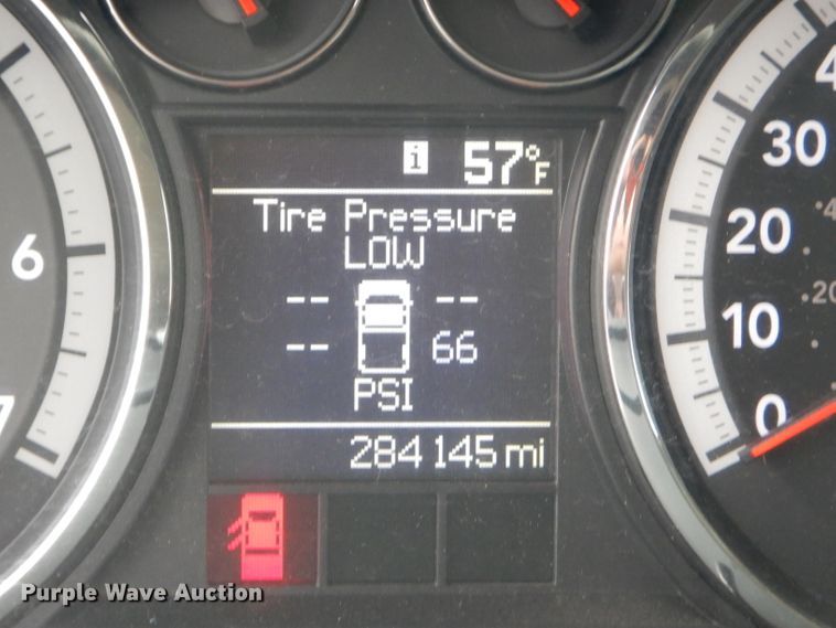 image for item EY9308 2011 Dodge Ram 2500 Crew Cab pickup truck