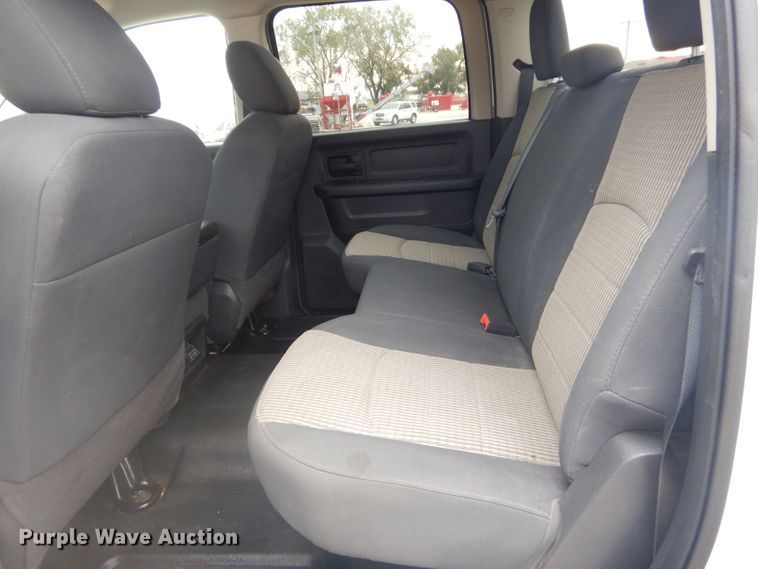 image for item EY9308 2011 Dodge Ram 2500 Crew Cab pickup truck