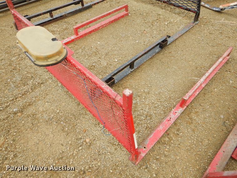 image for item EY9312 (5) steel headache racks