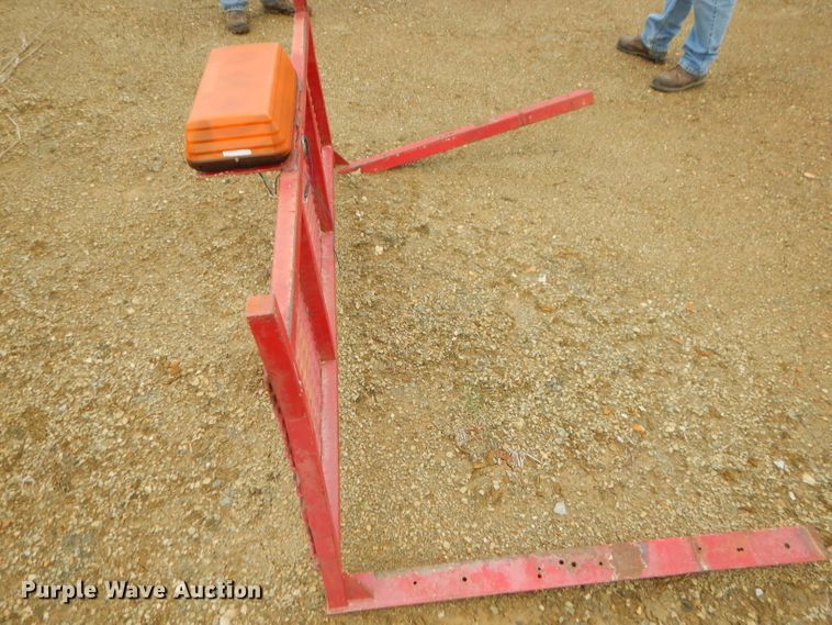 image for item EY9312 (5) steel headache racks