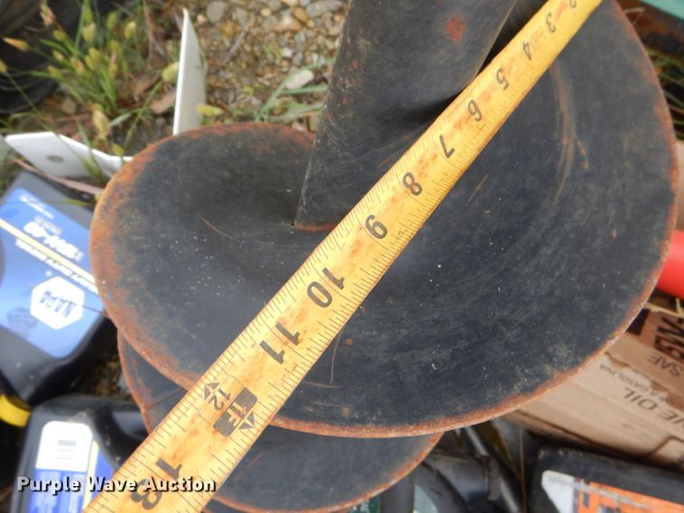 image for item EY9314 (2) post hole augers