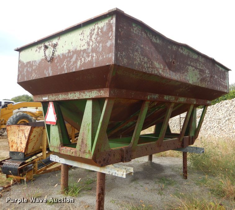 image for item EY9316 Brent 250 steel hopper box