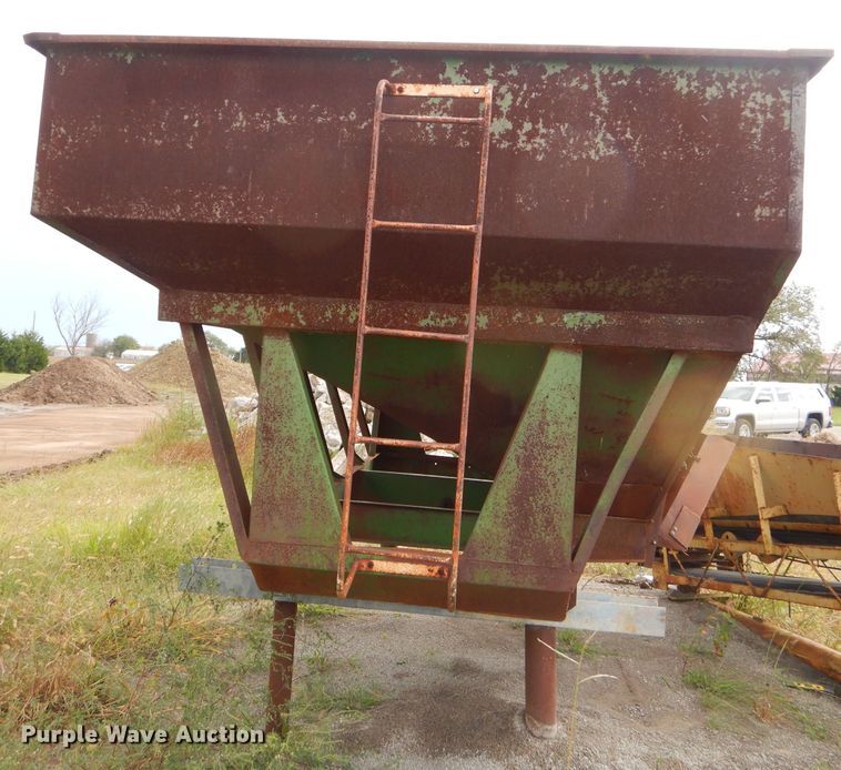 image for item EY9316 Brent 250 steel hopper box