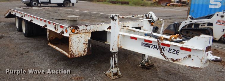image for item EY9332 2007 Trail-Eze equipment trailer