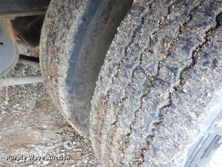 image for item EY9332 2007 Trail-Eze equipment trailer