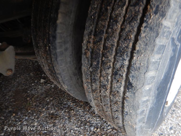 image for item EY9332 2007 Trail-Eze equipment trailer