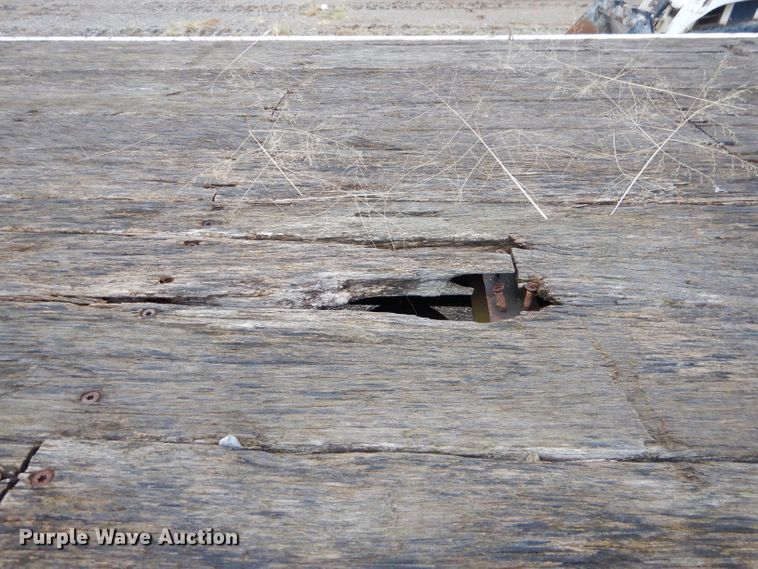 image for item EY9332 2007 Trail-Eze equipment trailer