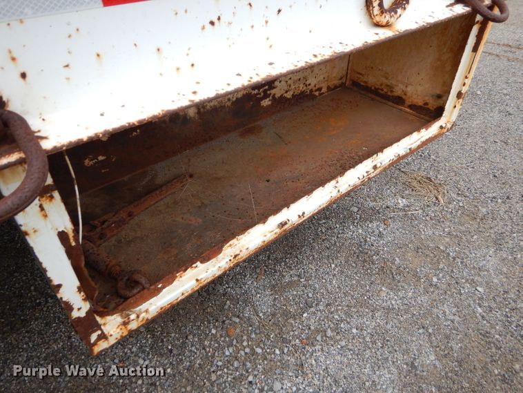 image for item EY9332 2007 Trail-Eze equipment trailer