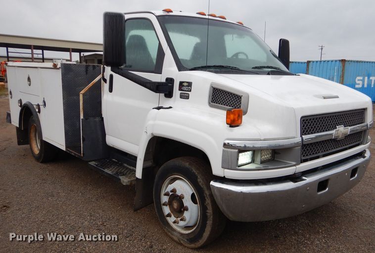 image for item EY9334 2005 Chevrolet C4500 utility truck