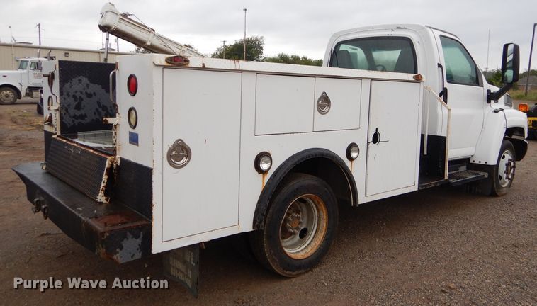image for item EY9334 2005 Chevrolet C4500 utility truck