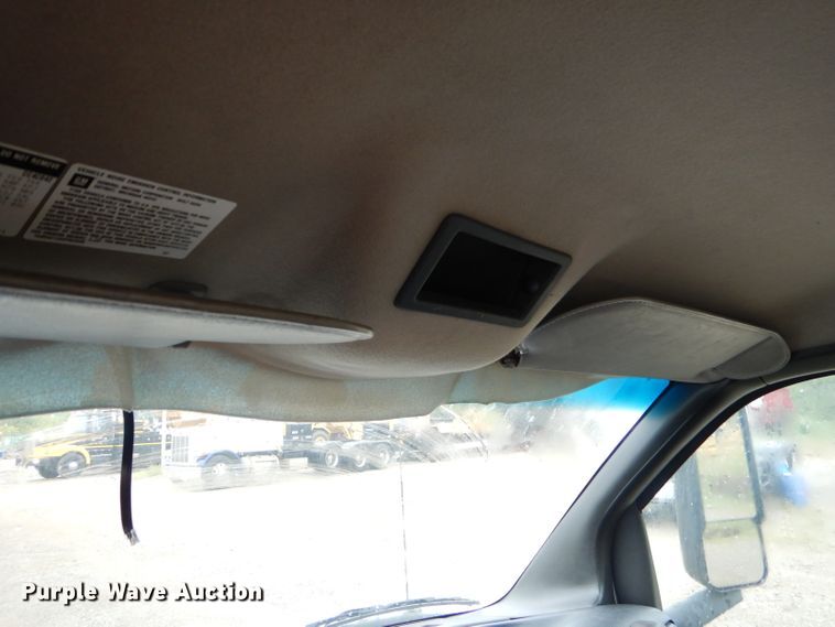 image for item EY9334 2005 Chevrolet C4500 utility truck