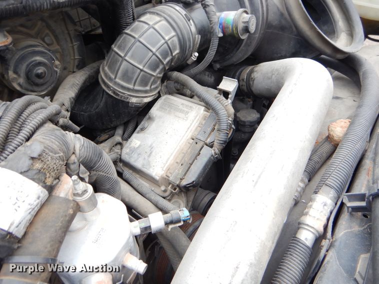 image for item EY9334 2005 Chevrolet C4500 utility truck