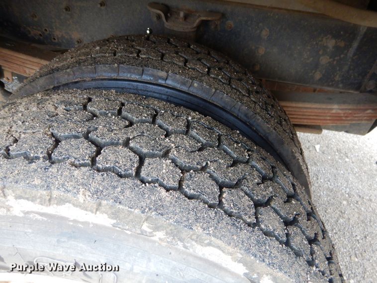 image for item EY9334 2005 Chevrolet C4500 utility truck