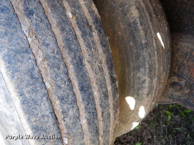 image for item EY9338 1994 Talbert lowboy equipment trailer