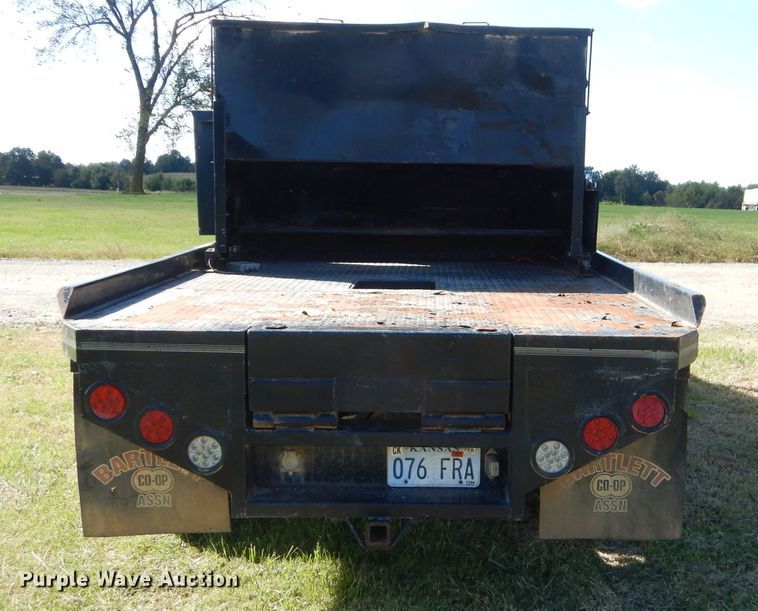 image for item EY9352 2001 Dodge Ram 2500 Quad Cab bale bed pickup truck