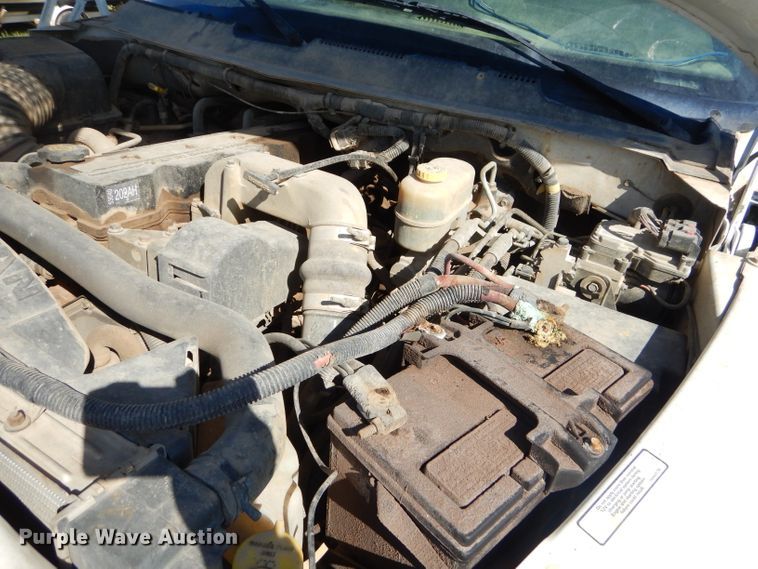 image for item EY9352 2001 Dodge Ram 2500 Quad Cab bale bed pickup truck