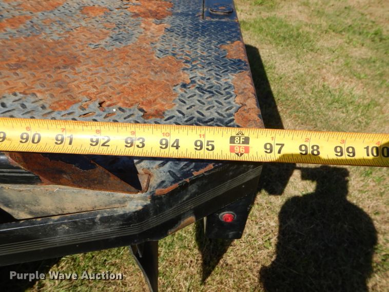 image for item EY9352 2001 Dodge Ram 2500 Quad Cab bale bed pickup truck