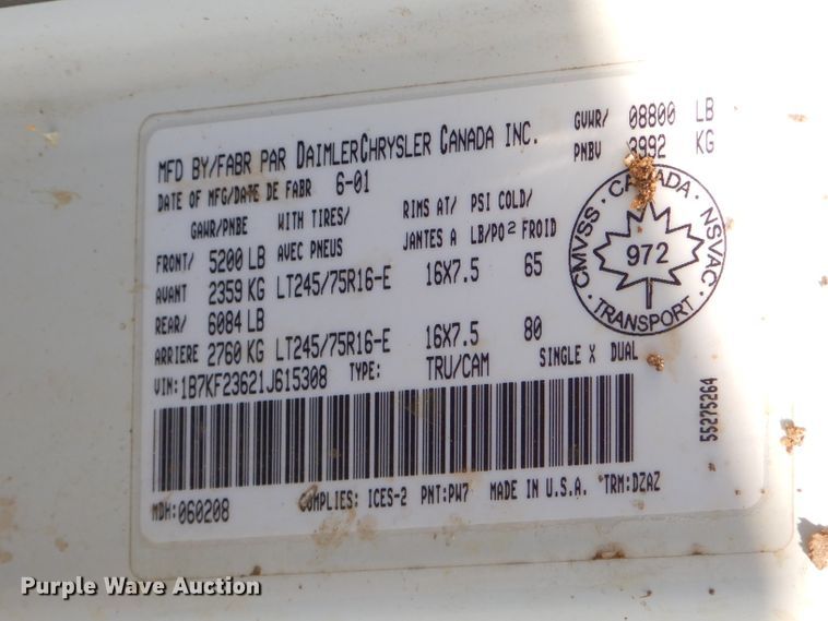 image for item EY9352 2001 Dodge Ram 2500 Quad Cab bale bed pickup truck