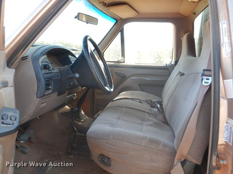 image for item FF9004 1997 Ford F250 bale bed pickup truck