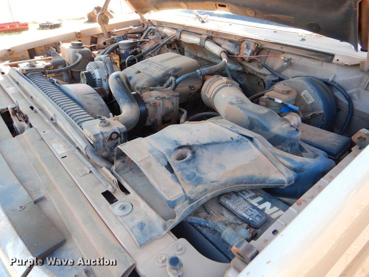 image for item FF9004 1997 Ford F250 bale bed pickup truck