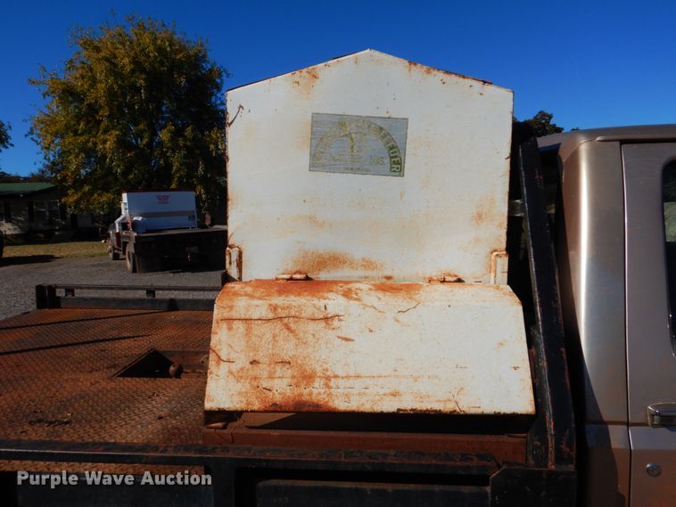 image for item FF9004 1997 Ford F250 bale bed pickup truck