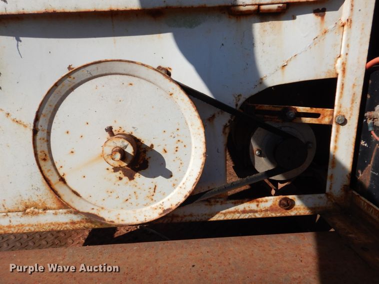 image for item FF9004 1997 Ford F250 bale bed pickup truck