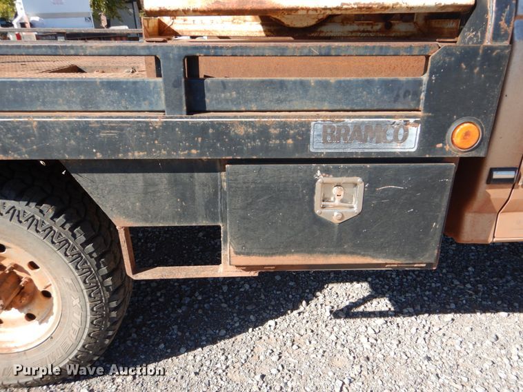 image for item FF9004 1997 Ford F250 bale bed pickup truck