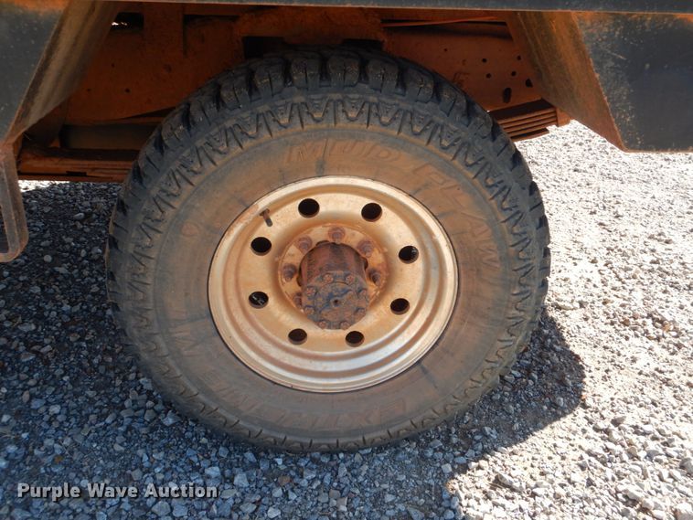 image for item FF9004 1997 Ford F250 bale bed pickup truck