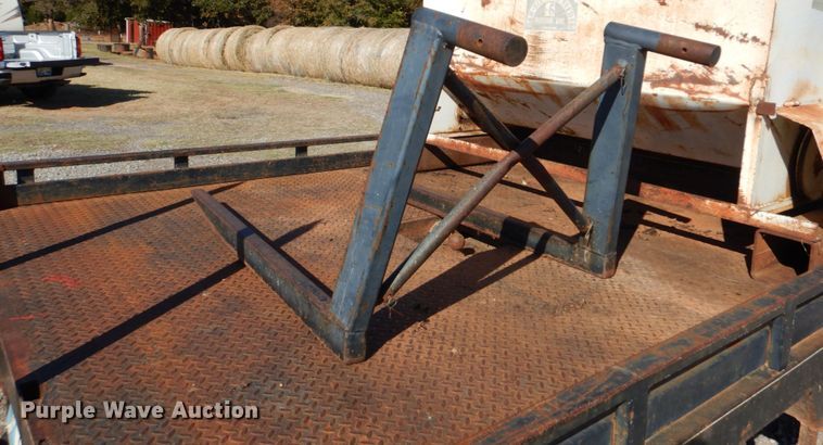 image for item FF9004 1997 Ford F250 bale bed pickup truck