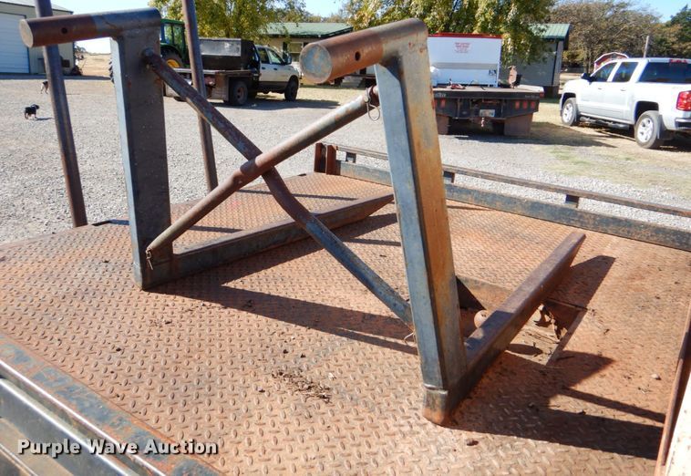 image for item FF9004 1997 Ford F250 bale bed pickup truck