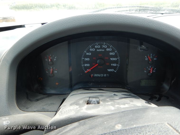 image for item FI9621 2005 Ford F150 XL SuperCab pickup truck