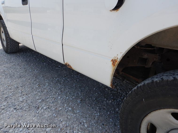 image for item FI9621 2005 Ford F150 XL SuperCab pickup truck